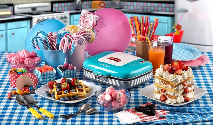 Vafľovač Ariete Party Time ART 1973/01 modrý Ariete Party Time Waffle Maker 1973/01, modrá