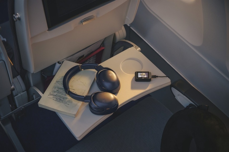 JBL Tour One M3 Smart TX, modrá
