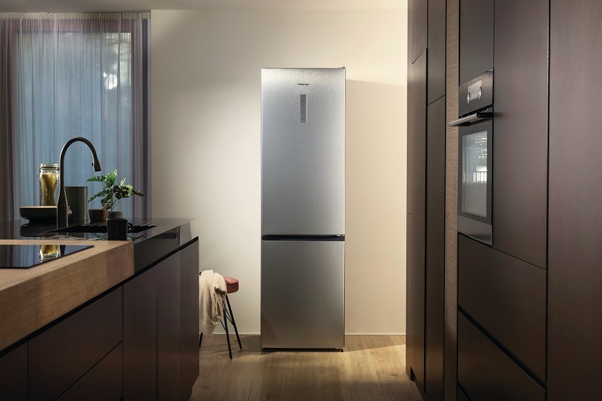 Beznámrazová chladnička Hisense RB440N4ACC, sivá