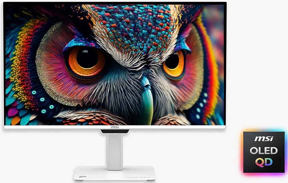 Na monitore je zobrazená farebná sova, farby sú krásne sýte a výrazné vďaka 4K UHD rozlíšeniu.