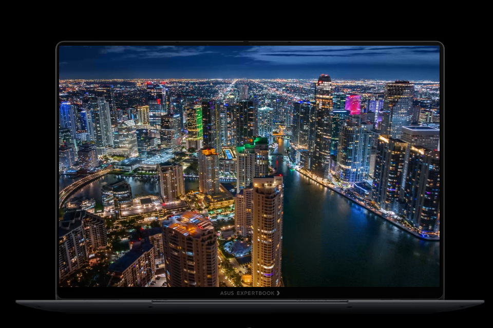 Asus ExpertBook Ultra má rozlíšenie 3K