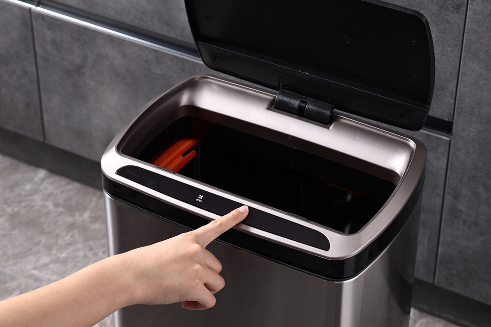 Bezdotykový odpadkový kôš Helpmation CUBE WIDE AK5110, 30 l nerez