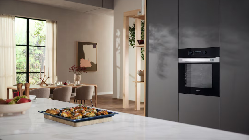 Rúra Miele H 2766-1 BP čierna