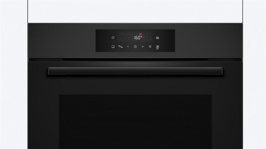 Detail na matný povrch čelního panelu u trouby Bosch HBA572EM3