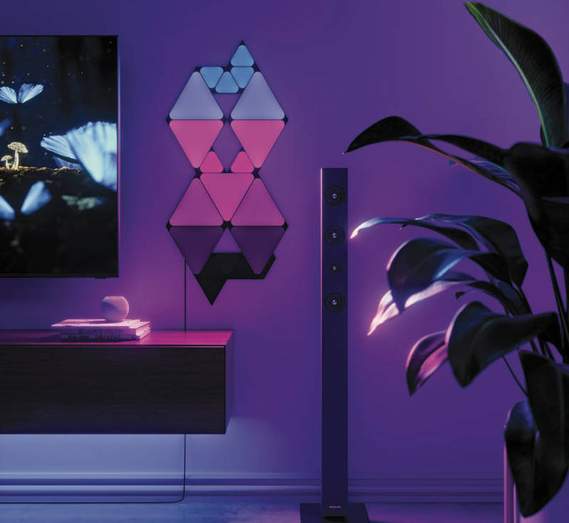 LED svetlo Nanoleaf Shapes Black Mini Triangles Expansion Pack (10 ks) čierne LED svetlo Nanoleaf Shapes Black Mini Triangles Expansion Pack (10 ks) čierne