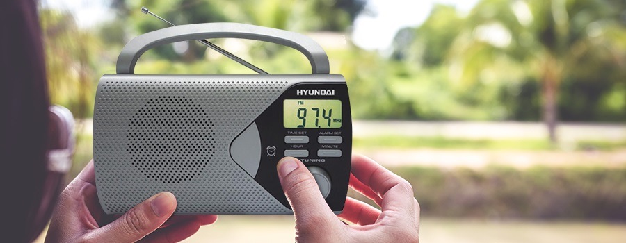 Rádioprijímač Hyundai PR 200S strieborný
