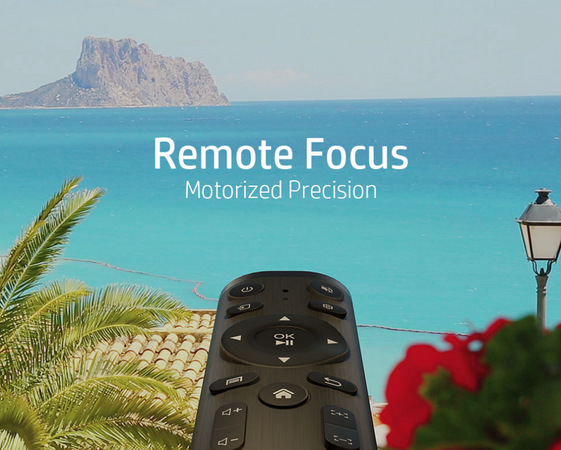Projektor HP CC500 + skládané plátno 84" a Google 4K AndroidTV sivý/biely Projektor HP CC500 + skládané plátno 84" a Google 4K AndroidTV sivý/biely