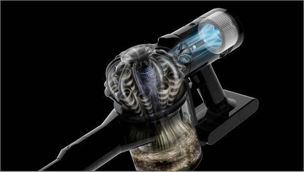 Tyčový vysávač Dyson V7 Advanced strieborný Tyčový vysávač Dyson V7 Advanced strieborný