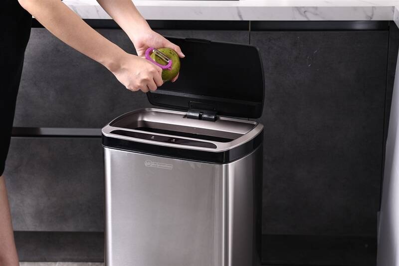 Bezdotykový odpadkový kôš Helpmation CUBE WIDE AK5113, 50 l nerez