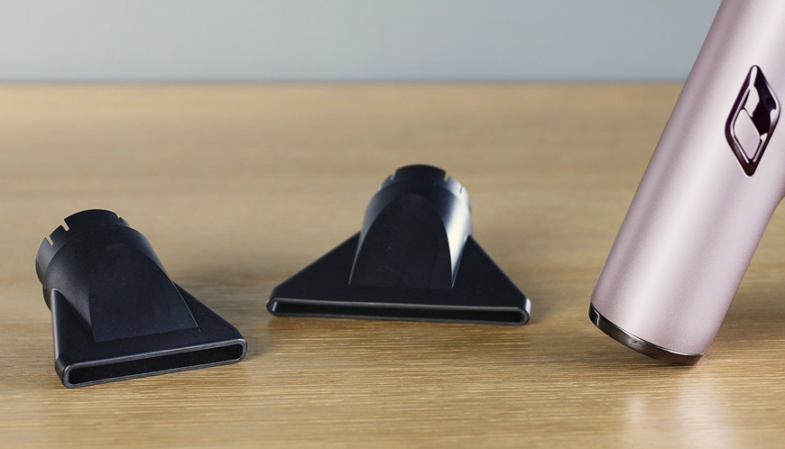 Fén na vlasy Rowenta HY8530E0 Nano Fold s dvoma koncentrátormi 4 mm a 6 mm na presné vysúšanie a styling vlasov.