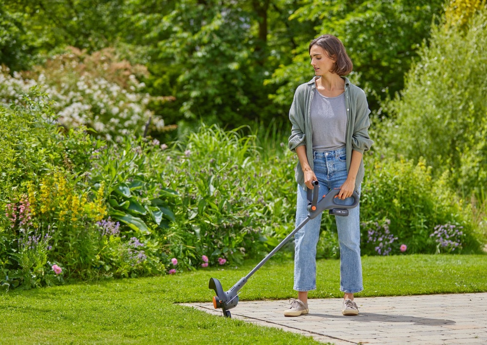 Vyžínač Gardena EasyTrim 25/18V P4A (bez batérie) „Vyžínač