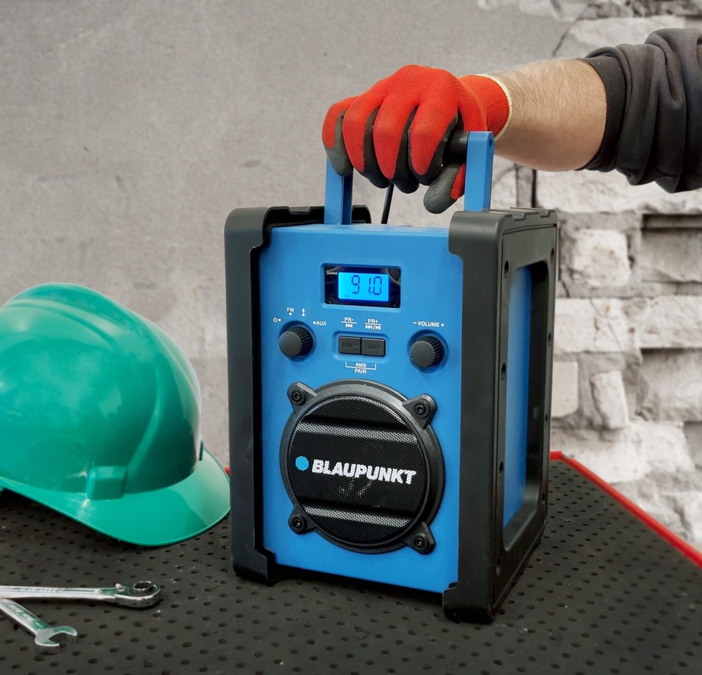 Prenosné rádio Blaupunkt PP30BT JOBSITE s madlom, ochranným rámom a ovládacím panelom