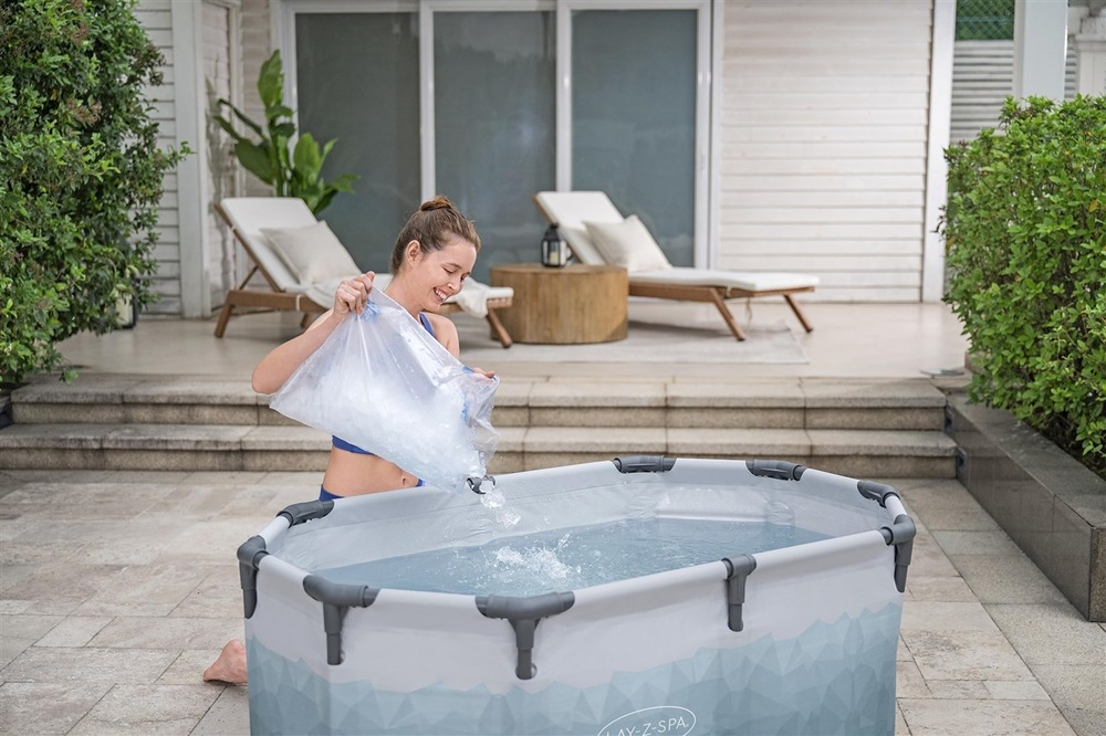 Ochladzovací sued Bestway Lay-Z-Spa®  Glacial Dip™ pro 2 osoby