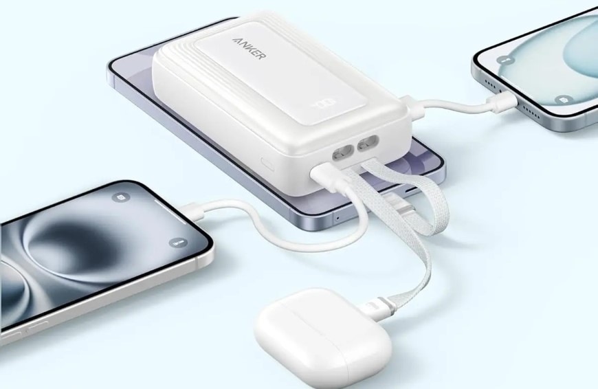 Powerbank Anker Anker Zolo 20000mAh, 45W s káblom USB-C čierny Ukážka súčasného nabíjania smartfónov a slúchadiel z powerbanky Anker Zolo