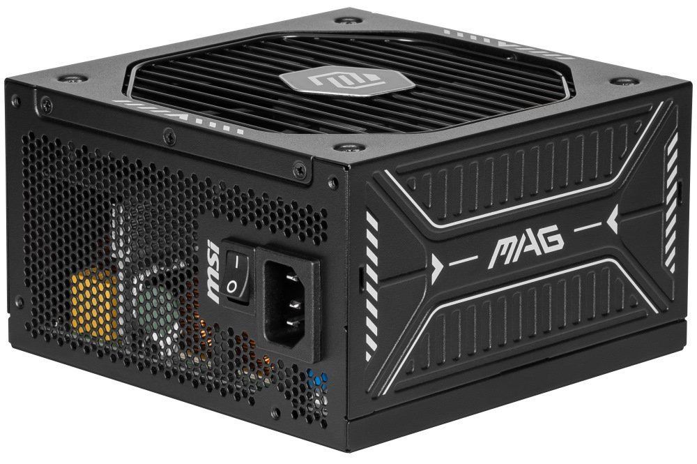 Zdroj MSI MSI MAG A750GLS 750W PCIE5 čierny Na obrázku je čierny napájací zdroj MSI radu MAG. Hore je veľký ventilátor s mriežkou, z boku je výrazný plastický dizajn s nápisom „MAG“. Na zadnej strane je napájací konektor, vypínač a perforovaná mriežka, cez ktorú sú ľahko vidieť vnútorné komponenty.