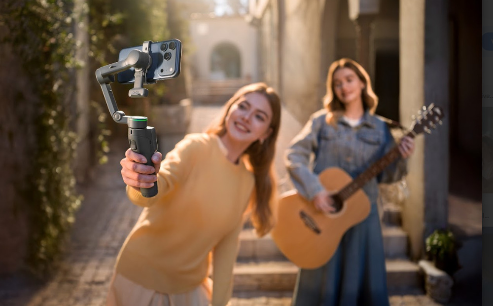 Stabilizátor DJI Osmo Mobile 8P Advanced Tracking Combo čierny Osmo Mobile 8P zaujme aj kreatívnymi režimami, ako je DynamicZoom