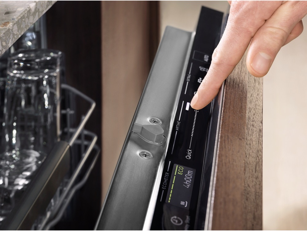 Umývačka riadu Electrolux 700 FLEX EEM63310L Snadné nastavení programu