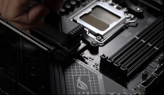 Základná doska Asus ROG Strix X870E-E GAMING WIFI