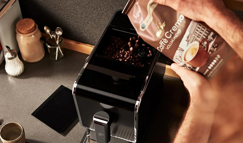 Automatický kávovar Tchibo Esperto Caffé 2.0, strieborné Automatický kávovar Tchibo Esperto Caffé 2.0, strieborné