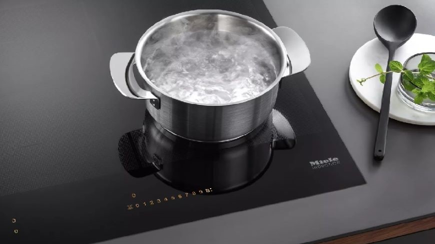 Indukčná varná doska Miele KM 7564 FL čierna
