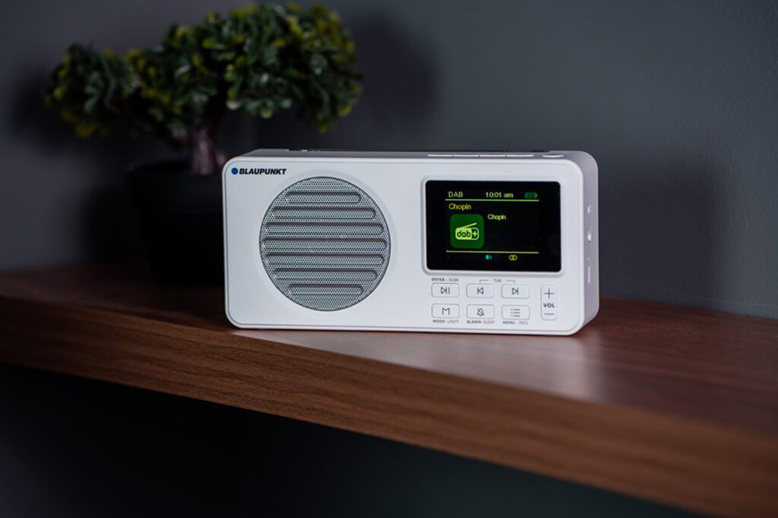 Rádioprijímač s DAB+ Blaupunkt DR6 biely Rádioprijímač DAB+ Blaupunkt DR6WH