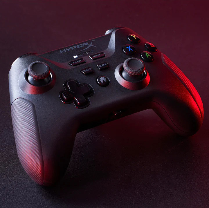 Gamepad HyperX Clutch Controller Wireless čierny HyperX Clutch Wireless (516L8AA)