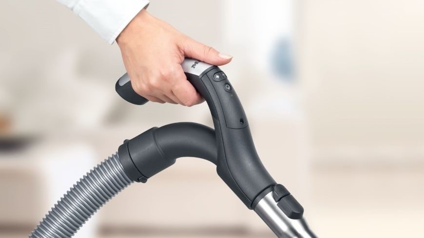 Podlahový vysávač Miele Blizzard CX1 Comfort PowerLine čierny