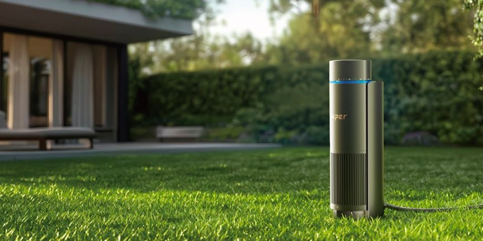 Robotický zavlažovač trávnikov Aiper IrriSense 2 Detail technológie rozptylu vody Aiper IrriSense vytvárajúce jemné kvapky podobné dažďu