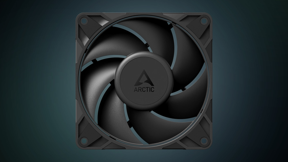 Ventilátor Arctic Cooling P12 Pro čierny Vylepšený dizajn ventilátora Arctic Cooling P12 Pro ešte zvyšuje jeho účinnosť