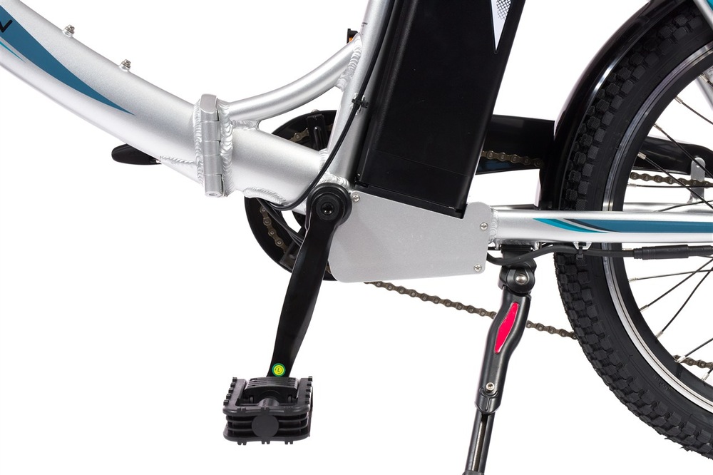 Elektrobicykel GoGEN Lumion 2026 strieborné/tyrkysové GoGEN Lumion 2026 disponuje ráfikovými brzdami Tektro