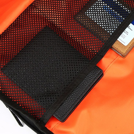 Batoh na notebook MYBALO Terra čierny Vnútorné skryté priehradky batohu.