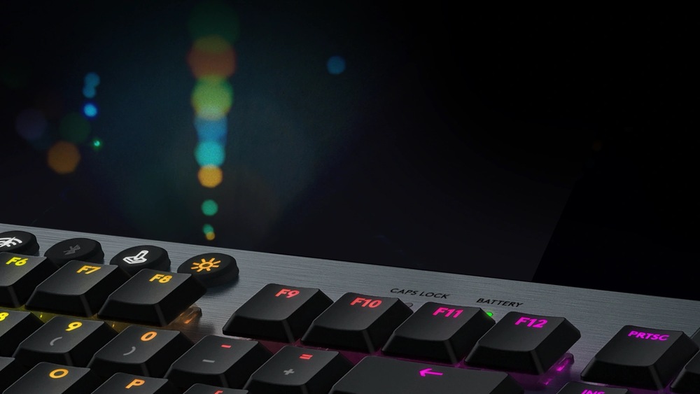 Klávesnica Logitech Gaming G915 Lightspeed RGB, Linear, US čierna Klávesnica Logitech Gaming G915 Lightspeed RGB, Linear, US čierna