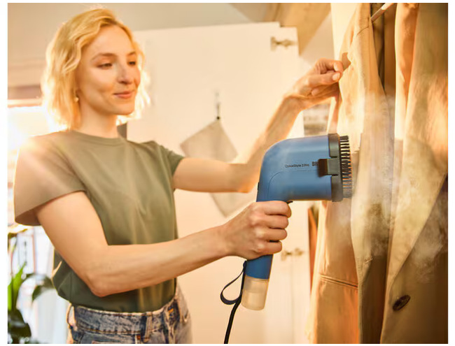 Ručný naparovač odevov Braun QuickStyle 3 GS3024BL modrý Ručný naparovač odevov Braun QuickStyle 3 GS3024BL modrý