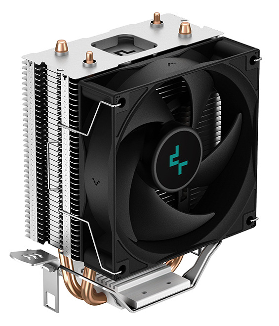 CPU chladič DeepCool AG200 v striebornej a čiernej farbe.
