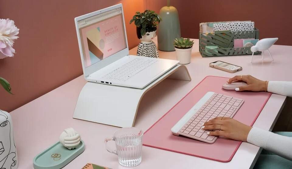 Klávesnica s myšou Logitech Wireless Combo MK470 Slim, US ružová