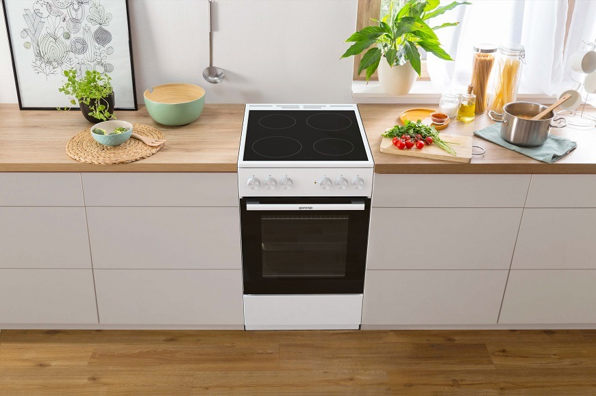 Sklokeramický sporák Gorenje GEC5A61WG biely Elektrický sporák Gorenje GEC5A61WG, biela