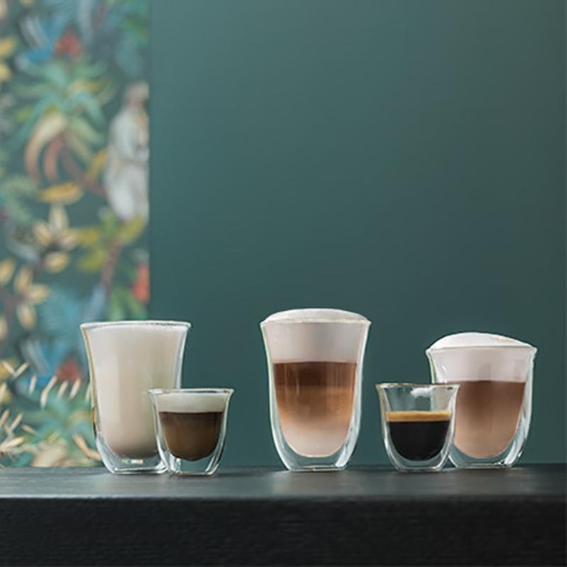 Pákový kávovar De'Longhi DEDICA EC 685.BK čierny Espresso De'Longhi EC 685.BK DEDICA