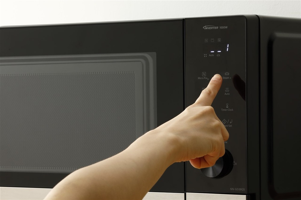 Mikrovlnná rúra Panasonic NN-GD38QSEPG sivá Mikrovlnná rúra Panasonic NN-GD38QSEPG sivá