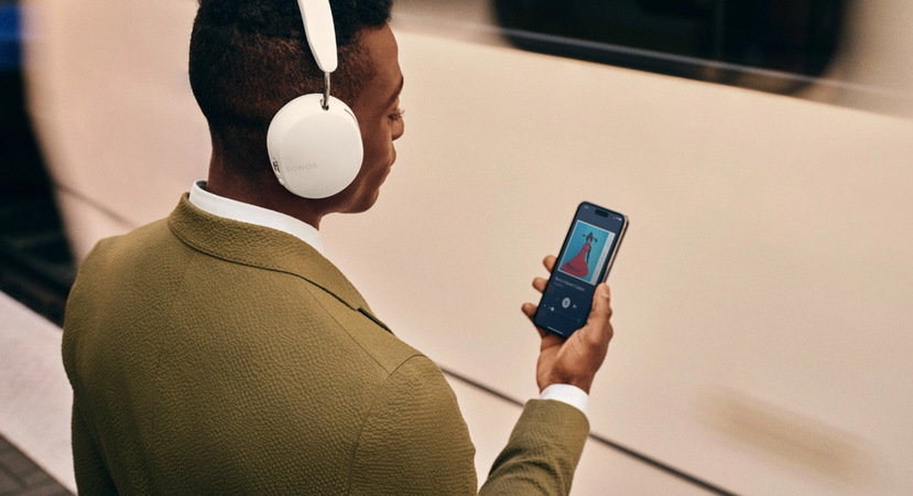 Slúchadlá SONOS Ace čierna
