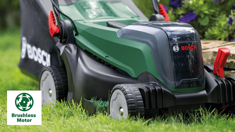 Kosačka Bosch UniversalRotak 2x18V-37-550 (s batériou) Kosačka Bosch UniversalRotak 2x18V-37-550 (s batériou)