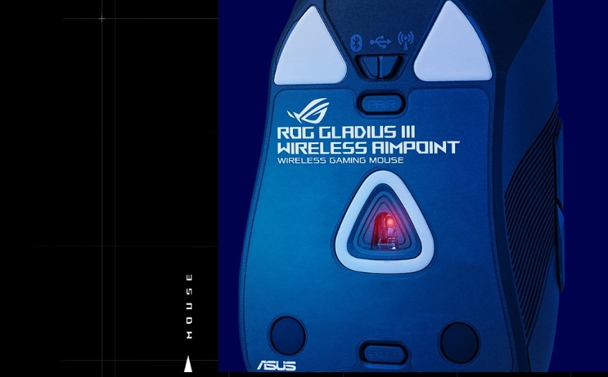 Spodná strana myši Asus ROG Gladius III Wireless AimPoint so senzorom AimPoint a prepínačmi konektivity