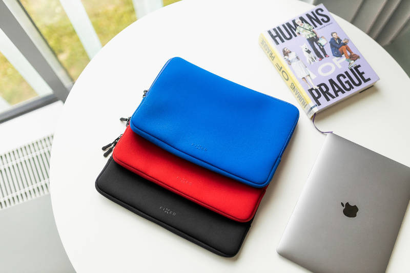 Puzdro na notebook FIXED Sleeve do 14" čierne FIXED Sleeve do 14