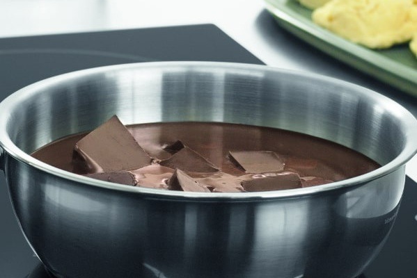 Sklokeramická varná doska Whirlpool AKT 8601 IX čierna Sklokeramická varná doska Whirlpool AKT 8601 IX čierna