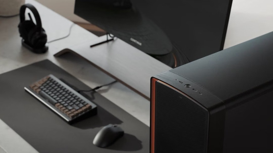 Case FRACTAL DESIGN Summit Ambience Blackout TG Light Tint čierna Horná a predná časť skrine FRACTAL DESIGN Summit Ambience Blackout TG Light Tint s ovládacími prvkami a konektormi