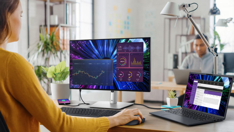 Monitor Dell UltraSharp U2424H strieborný Monitor Dell UltraSharp U2424H strieborný