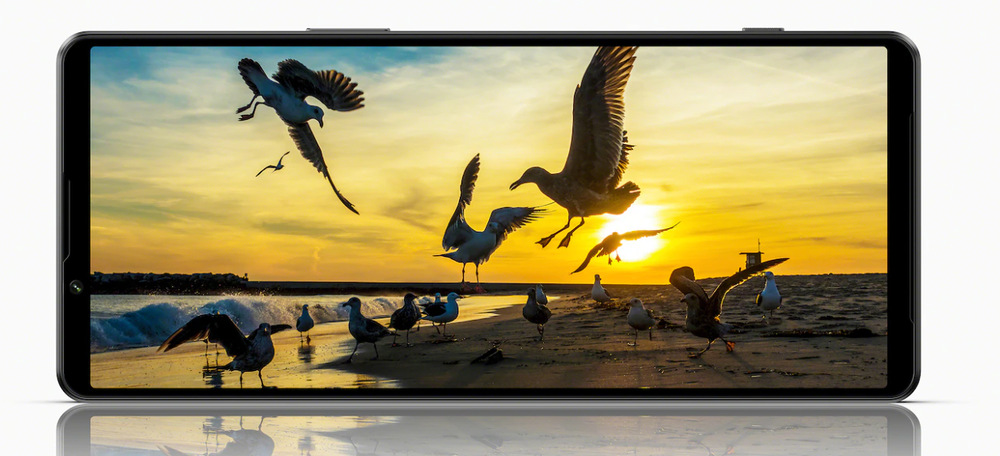 Mobilný telefón Sony Xperia 1 IV 5G 12 GB / 256 GB biely