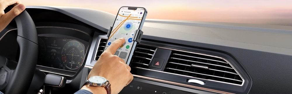 Držiak na mobil UGREEN Outlet Gravity čierny/strieborný Držiak na mobil UGREEN Outlet Gravity čierny/strieborný