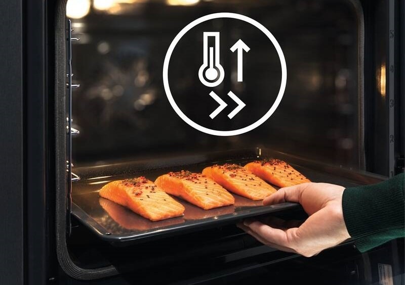 Rúra Electrolux 700 PRO EOC6H76X nerez/ocel