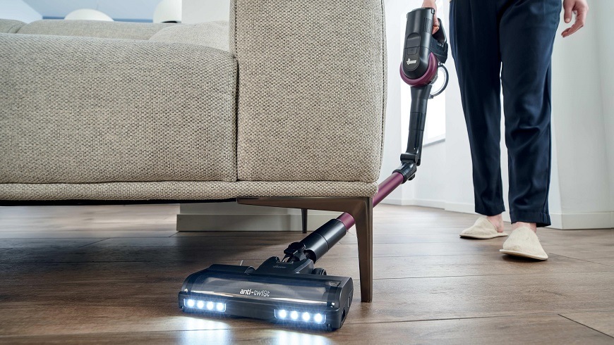 Tyčový vysávač Hoover HF4P10HX 011 čierny/ružový HF4P10HX 011 flexi ohybná trubica a vysávanie pod gaučom