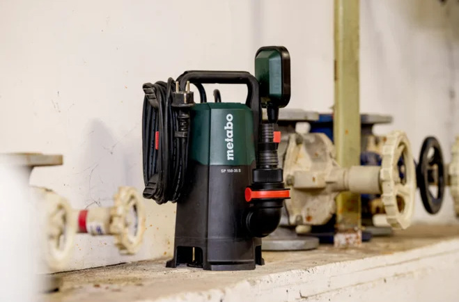 Čerpadlo ponorné Metabo SP 150-35 S Ponorné čerpadlo Metabo SP 150-35 S umiestnené v technickej miestnosti.
